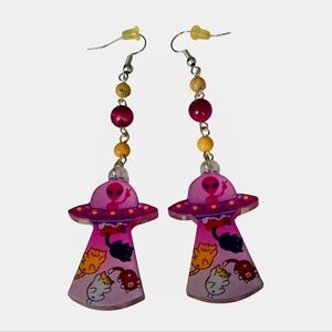 Alien Abducting Cat Earrings W/Magenta Tigers Eye & Crazy Lace Agate Beads NWOT
